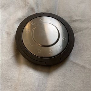 Becca cosmetics highlighter